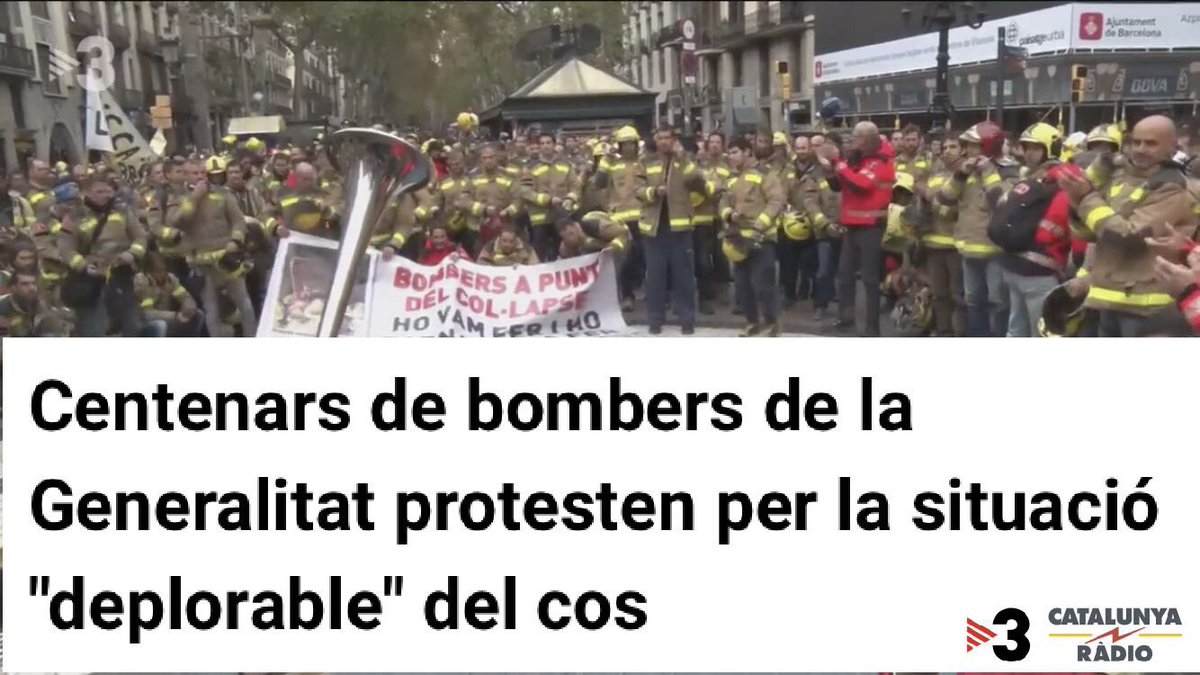 podem_cat's tweet photo. 🚒 Centenars de bombers de la Generalitat protesten per la situació "deplorable" del cos.

Cal deixar d'una vegada enrere l'època de les retallades. No podem abandonar els serveis públics  i constuir un país d'esquena a la seva gent.

https://t.co/6nomLCsXwZ https://t.co/kZg8eOIK95