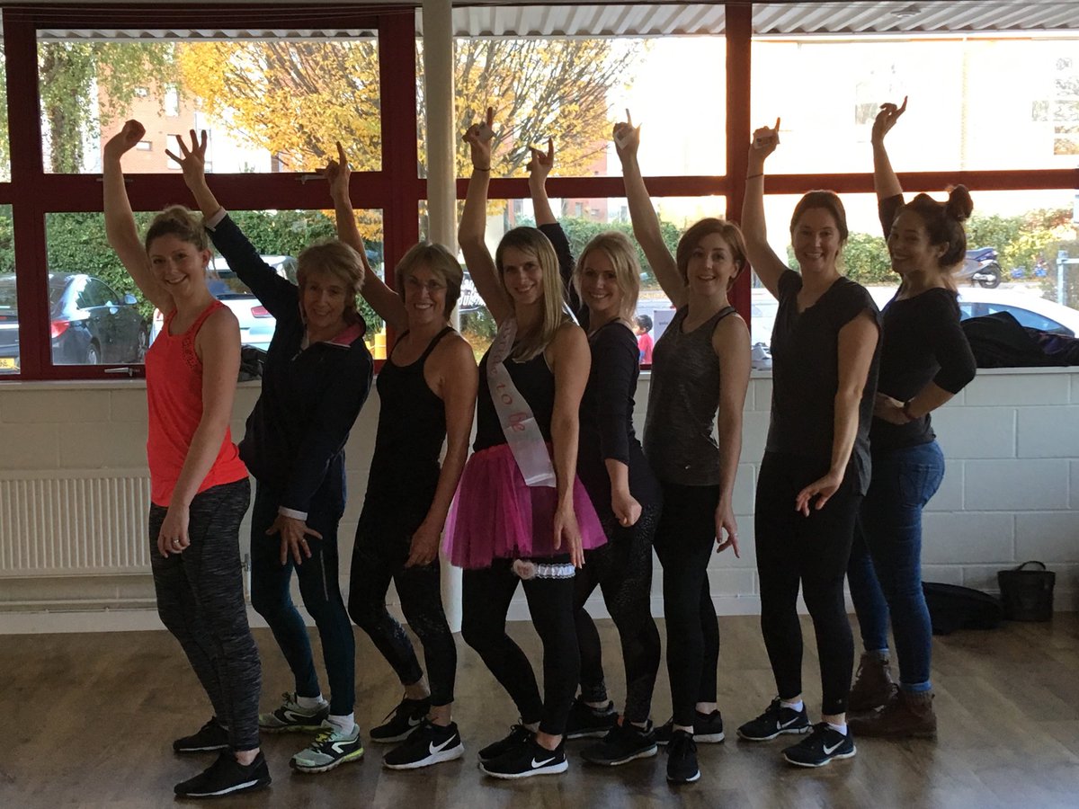 MollyCheerCo tweet media