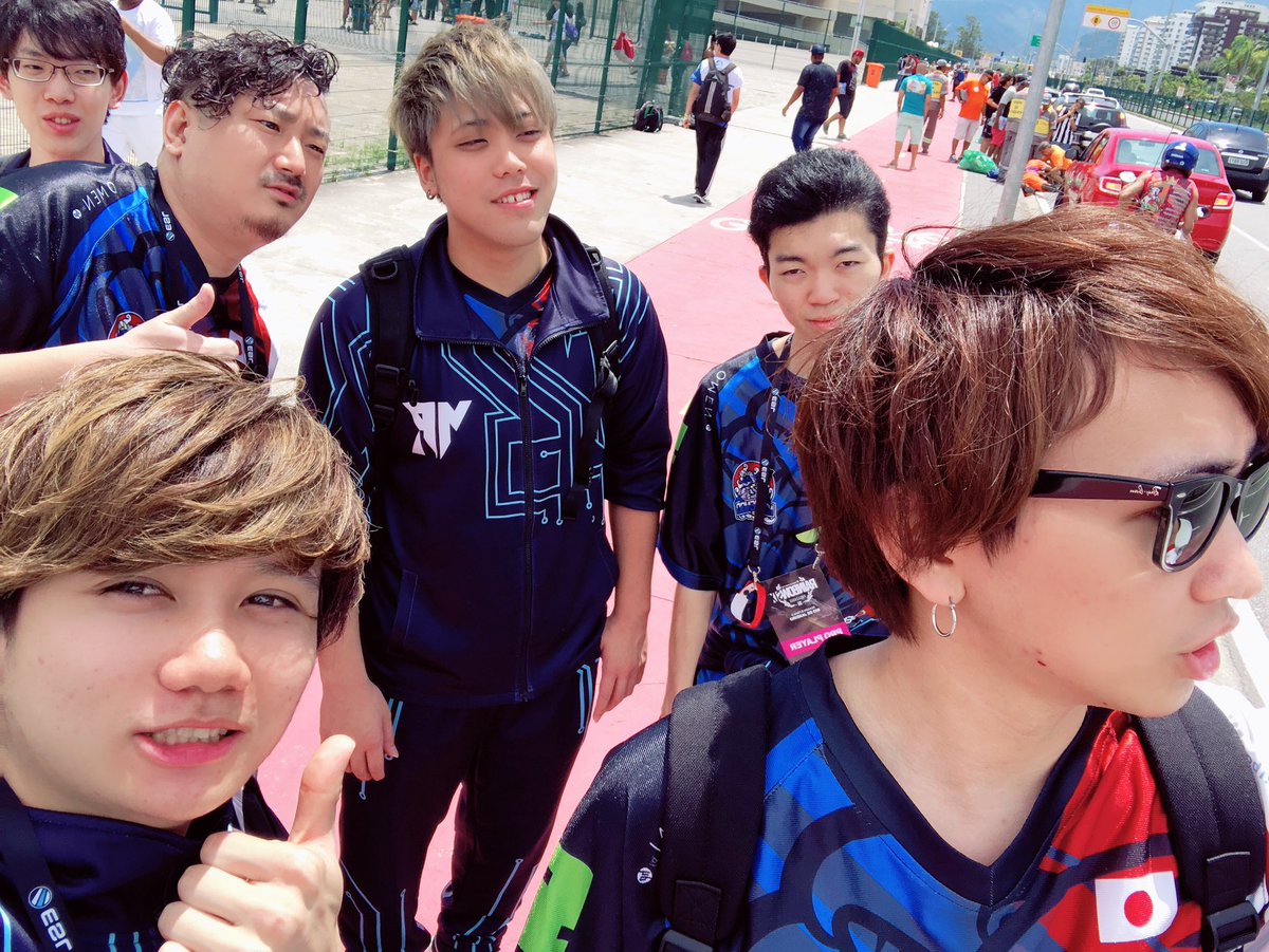 Reycyil Sengoku Gaming Ar Twitter 2日目最終日出陣 今日2勝したら世界一だ 野良連合としてでも 日本代表としてでも Apac代表としてでもなんでもいい 応援よろしくお願いします 日本のeスポーツの歴史を動かすぞやぁ