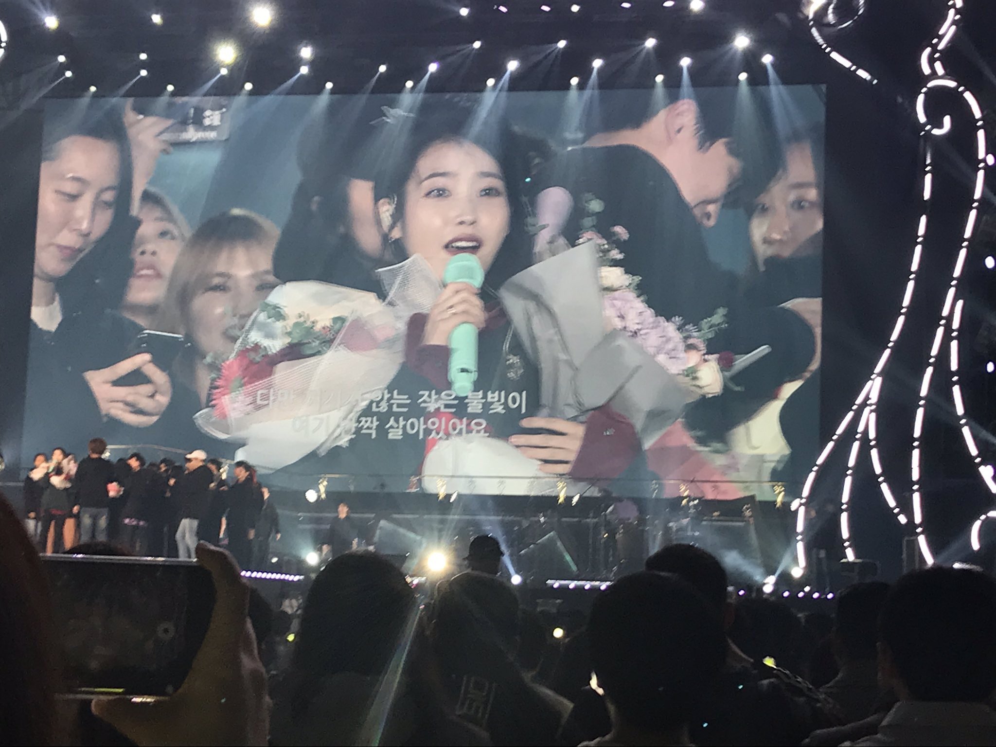 IU アイユ 2018 dlwlrma コンサート　グッズ　MD 韓国 IU アイユ 2018 dlwlrma コンサート グッズ MD 韓国 - メルカリ