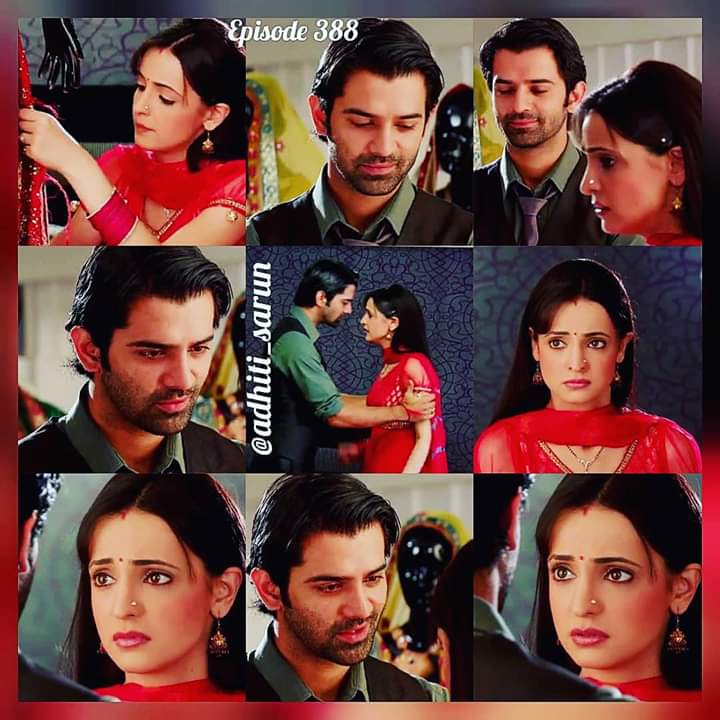 s_adhiti's tweet photo. •#Arnav gifts #Khushi a Photo Frame with her pic (Calendar Shoot-Khushi in Red- #FirstRabbaVe) in it😍
•Khushi decides to participate in d Mrs India Competition
Today's Episodes of #RabbaVe, E387 & E388, 7-8 pm IST ON #StarUtsav💖
#IssPyaarKoKyaNaamDoon #Arshi
#Sarun #IPKKND https://t.co/wlkzz62FrB
