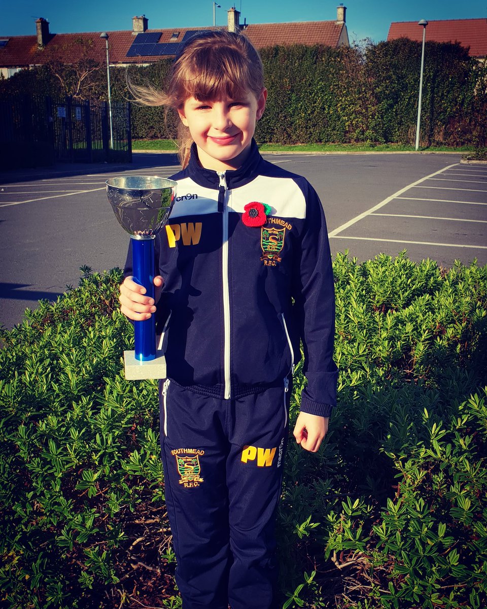 wombatwarner's tweet photo. After friday nights game she worked hard for this #tackleroftheweek #thisgirlcan #girlsrugby #gopopsgo https://t.co/1l2UJdn0ed