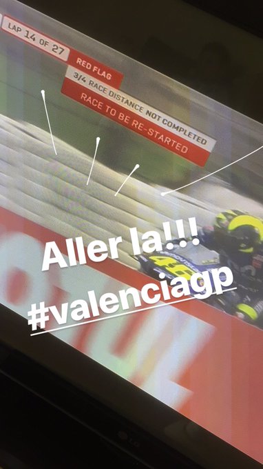 Oui oui oui 👍🏻 #ValenciaGP https://t.co/XKuO5Z23rx<a href="/tag/valenciagp"class="tags">#ValenciaGP</a>