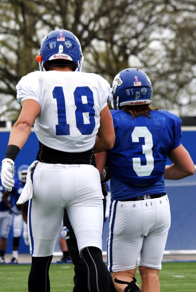 TsaliLough30's tweet photo. @IndStFB has the best turn around season after going 0-11 and my boy @RobTonJr has 1 catch for 1 touchdown and 54 yards by @AaronRodgers12 psh I’d say that’s a pretty awesome weekend of football! Proud of all y’all boys! #rolltreez https://t.co/excvaHlP3N