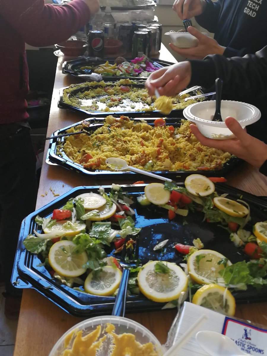 UCLTechSoc's tweet image. Coding had ended! Congratulations everyone, you've made it through #porticode3 ! Let's have some lunch~