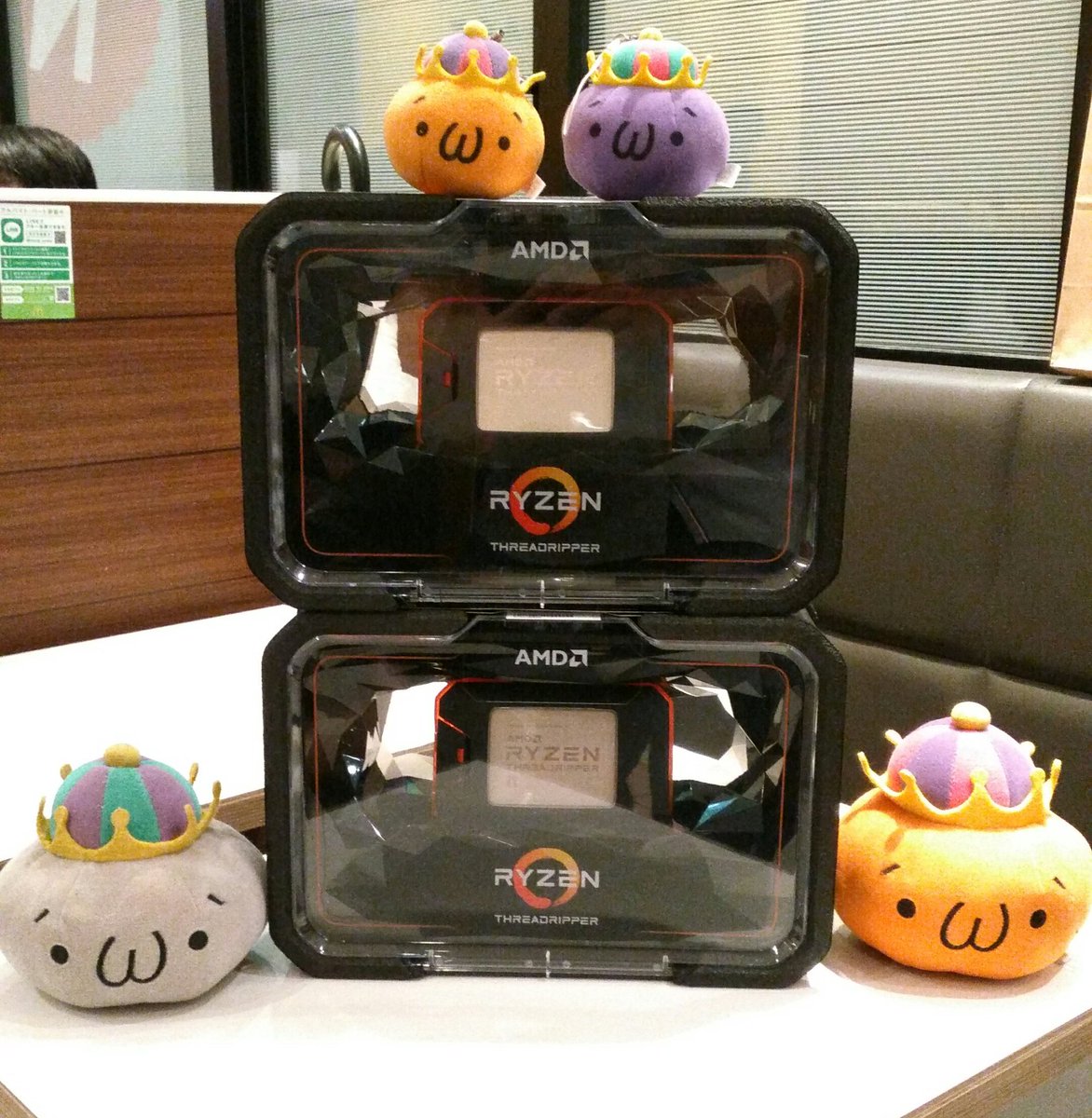 fukken_z's tweet photo. @AMDRyzen I would like to assemble a small but high-performance personal computer.
I want 「ASUS ROG Strix X470-I Gaming mITX」
( ﾟ∀ﾟ)o彡°AMD！AMD！
#RyzenAND #SweepstakesEntry https://t.co/Pi0jZNPlyT