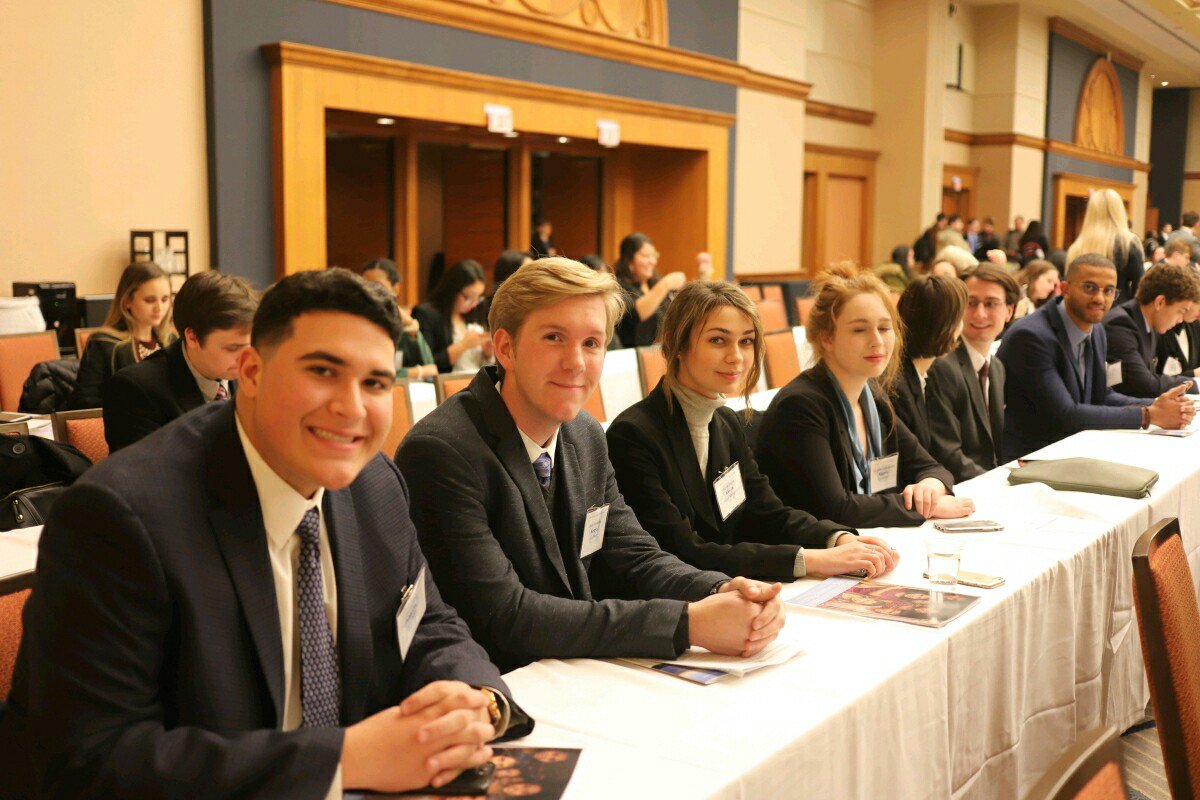 genXprofessor's tweet photo. #JCCC Model UN at #AMUN2018  Opening Ceremony and Rules Session @ModelUNjcccedu @JCCCStudentLife @JCCCtweet https://t.co/NY33lTwg22