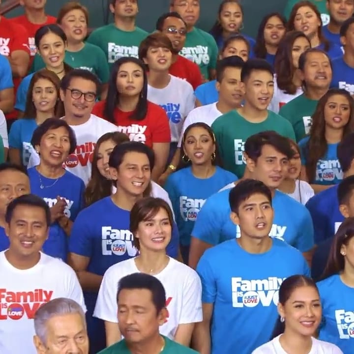 erichgNATION's tweet photo. Erich Gonzales at ABS-CBN Christmas Station ID 2018.

To Watch the Video Click here: https://t.co/Jz2LiDORWq
#FamilyIsLove #ErichGonzales #ABSCBNCSID2018 https://t.co/pznea5qVRa