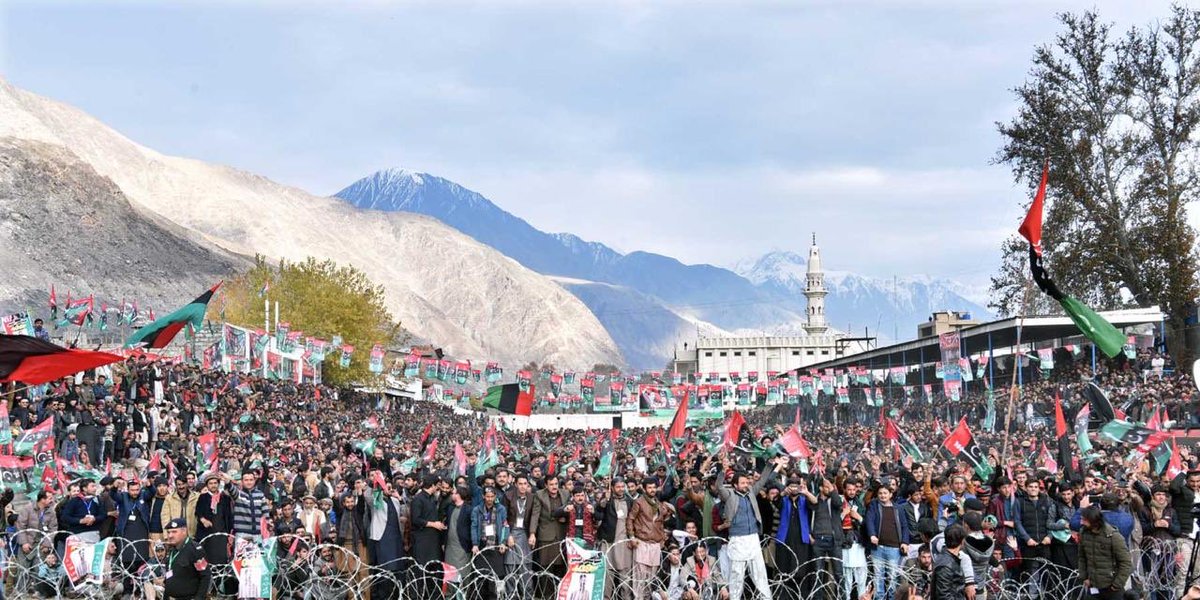 BBhuttoZardari's tweet photo. Thank you Gilgit! For the amazing welcome and the overwhelming love shown on my first visit to your spectacular home. Together we will continue the struggle for your rights. And for a peaceful, prosperous and progressive #Pakistan #GilgitBhuttoKa https://t.co/XG7yGPF1mF