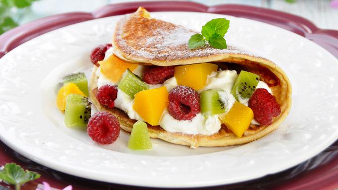 edengardenfv's tweet photo. Delicious Breakfast Idea! Naleśniki/Crepes! #Delicious #Breakfast #Brunch #Naleśniki #Crepes #Fruit #WeHaveEverythingYouNeed #Weekend #Warm #WarmBreakfast #Chilly #Cold #Morning #GoodMorning #Snow #Food #Idea #Meal #EdenGarden #Mississauga https://t.co/rwp6GacIDT