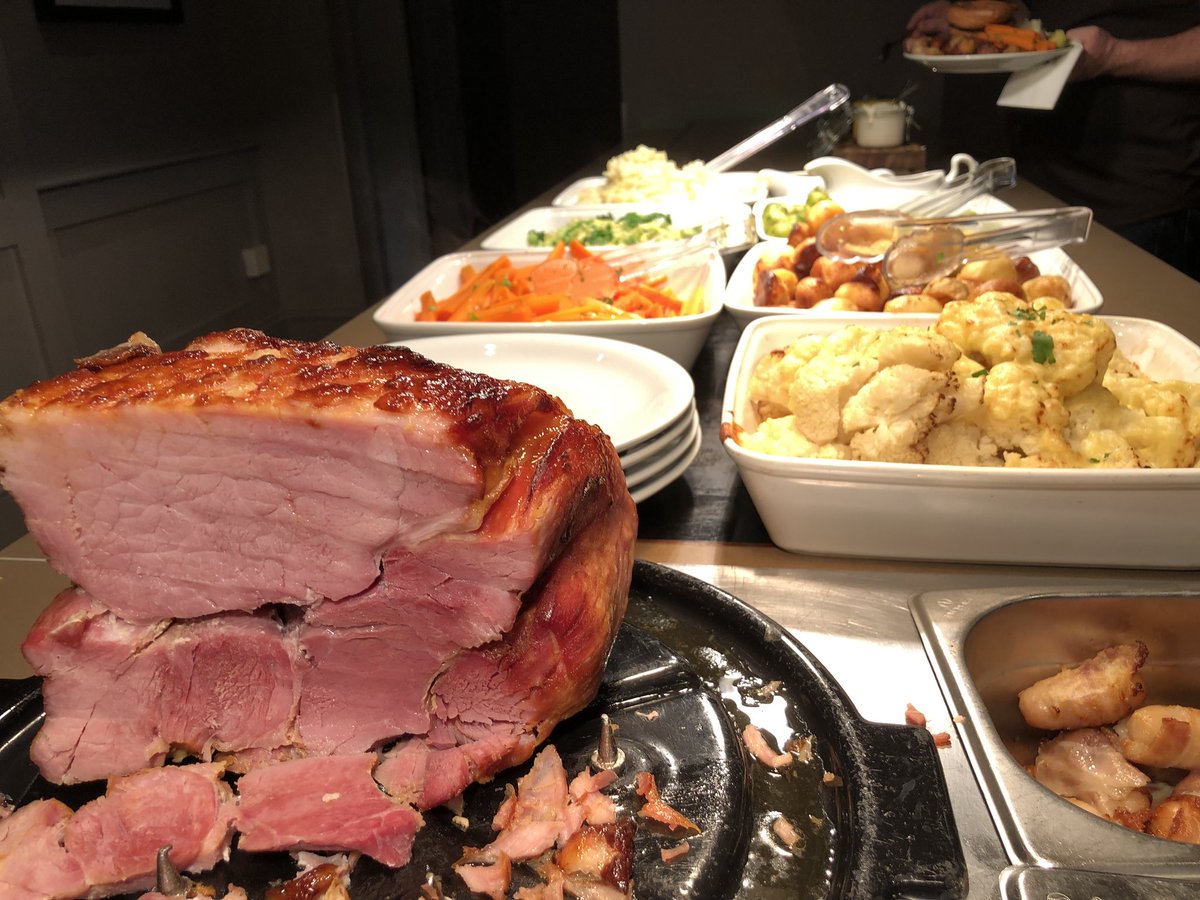 GarySkent's tweet photo. UNLIMITED #SundayLunch #carvery @Village_Hotels #Warrington - great for all the family 🍴 🥘 🔽🔽🔽🔽
https://t.co/xqcvmF2ecX https://t.co/IEPlEAFjW0