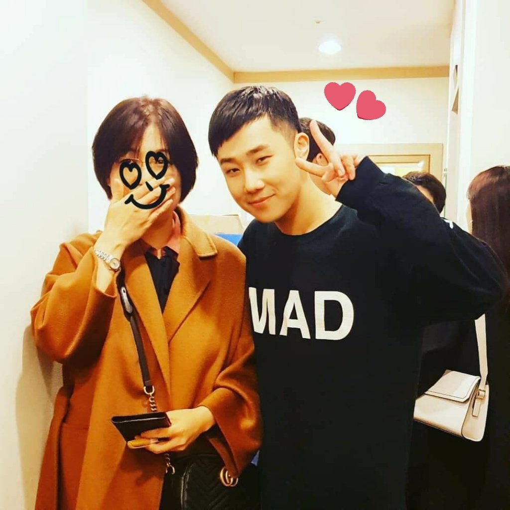 theqoo inserted image