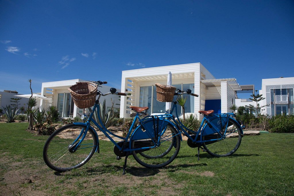 Biking is part of our rich and varied program to make your stay even more exclusive ! Contact our team to learn more

#AfternoonBike