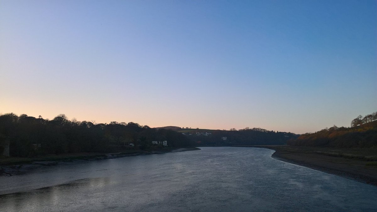 KMenhinnitt's tweet photo. First winter Adventure of the year, on our local Tarka-Trail. Beautiful surroundings 🐑💑🐄 
#Devonshiredumplings
#Countrysideviews https://t.co/Iu69bstO1c