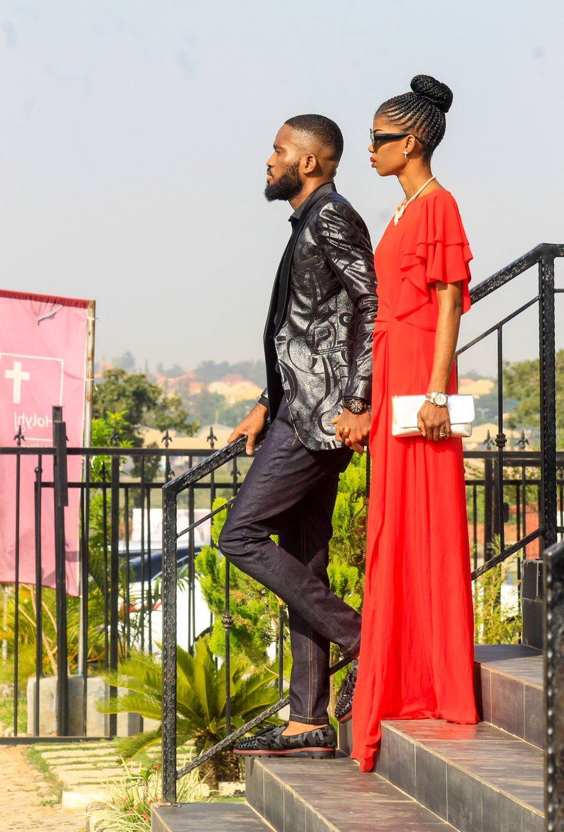 tessloglobal's tweet photo. The Sunday Look [@TheSundayLook] at @HolyhillChurch by @tessloconcepts #TOGASighted #StyleSundays #ShopThisLook https://t.co/uUggRZdffK