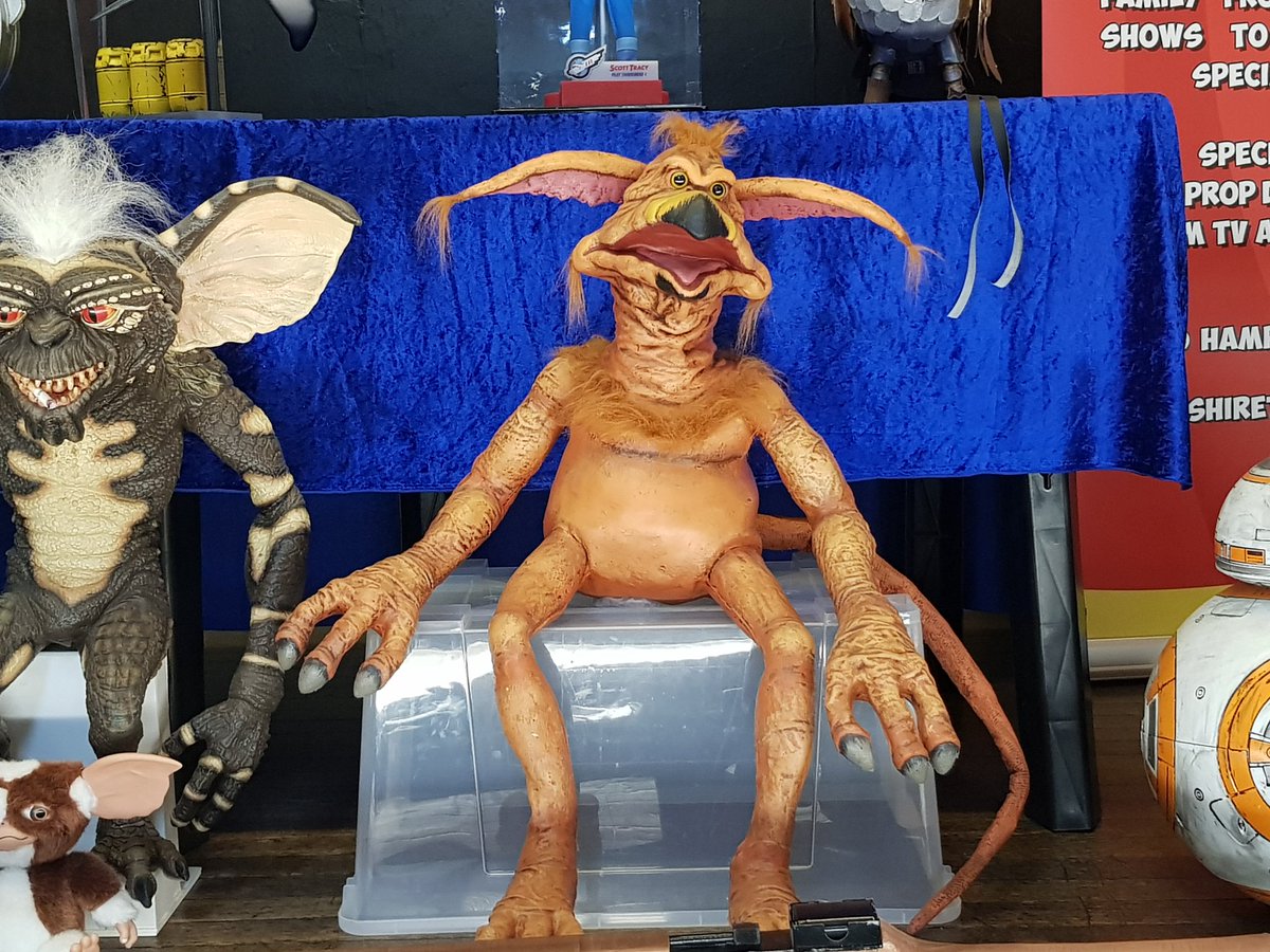 SanJProductions's tweet photo. Lots to see at #Hampshiretoyfairs in #totton today, looking forward to the next one #toyfairs #geek 🤓 https://t.co/R71tFoOlgP