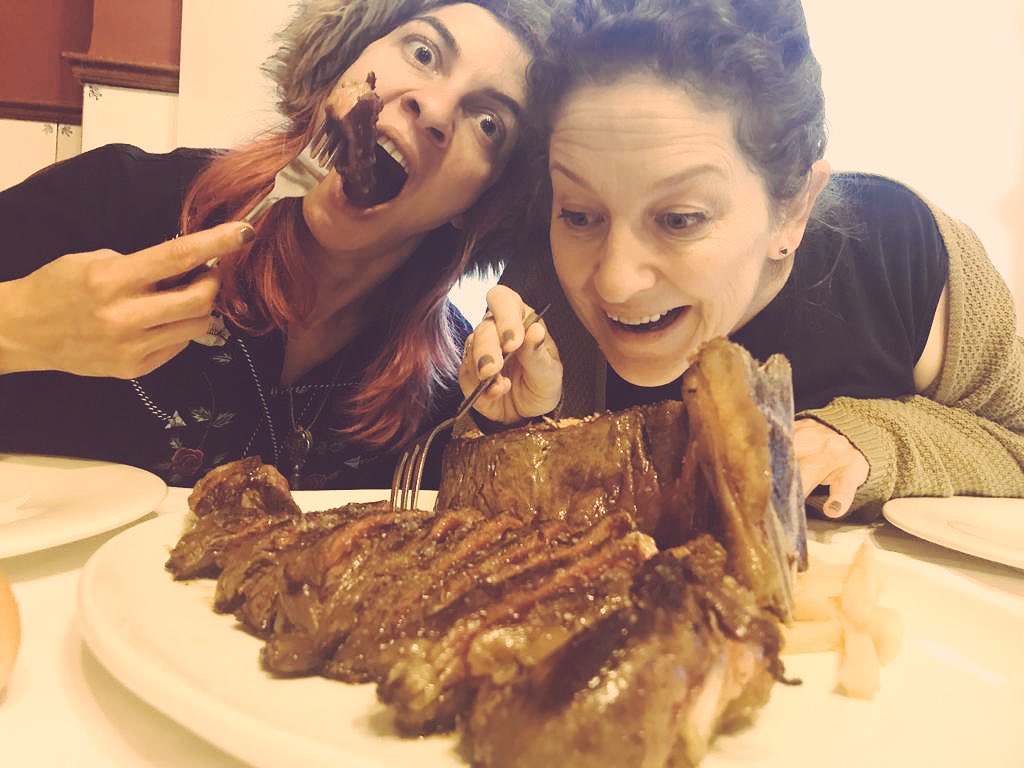 FATNATEATING's tweet photo. My cinematic family @lastormedia  picked me up in Santander &amp; stopped off to face fuck an exceptionally cooked animal #asadorsanroque Alfaro https://t.co/Nl0rjPlBsH