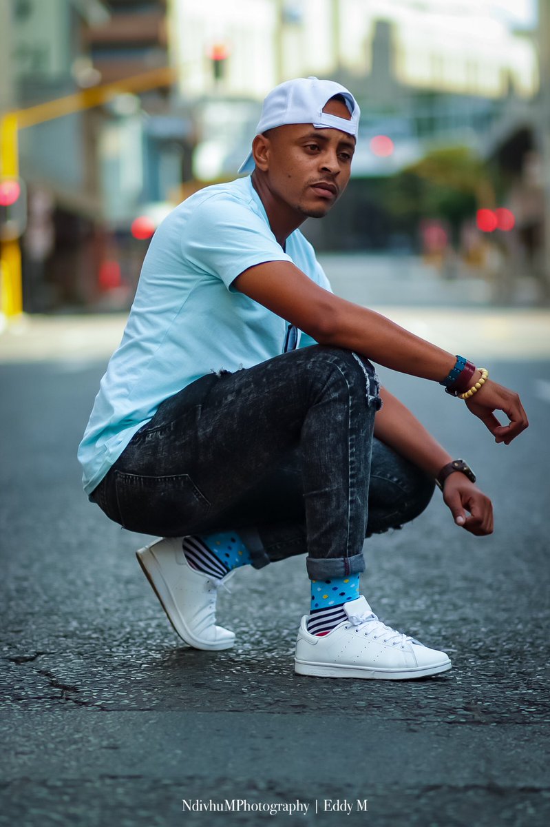 Zero2onestudios's tweet image. Lates drop... Iced Coffee break #Streetgraphy 
Muse: Eddy M 
📸: @Ndivhu_M_ 
#NdivhuMPhotography #sidehusle
RT and share my next customer might be on your TL