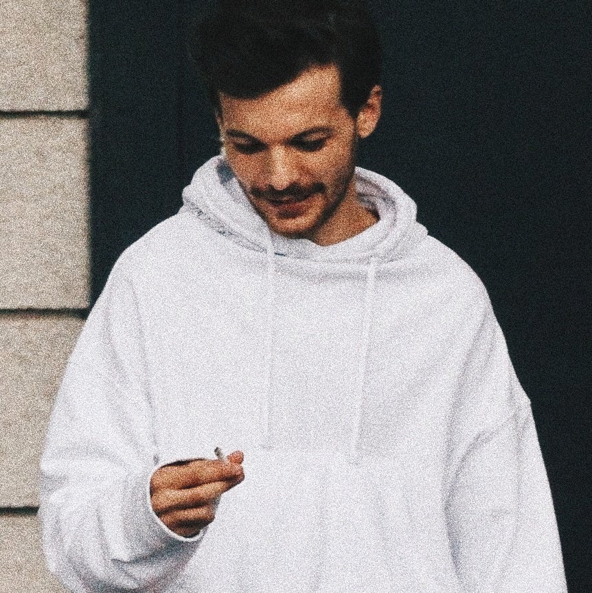 Louis Tomlinson icons × green touch ♡