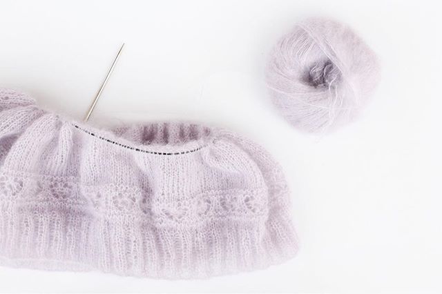 matemocrafts's tweet photo. Poco a poco... 💜
.
.
.
#knitinprogress #knitting #loveknitting #tricot #tejer #maslanaporfavor #tejeresdeguapas #knittersgonnaknit #knitblogger #mohair #lovemohair #mohairyarn #basquecrocheters #basqueknitters #twitter https://t.co/YPQCmnWNv7 https://t.co/HGm5wUpMzf