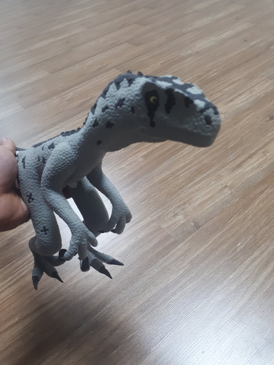 클레이 만지는 raptor tweet media