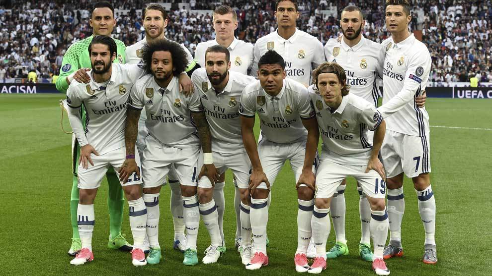 Sameh_RM's tweet photo. A team and B team nearly as good, beat Napoli, Bayern, Atletico and Juventus with little trouble, remarkable comebacks and late winners, La Liga and Champions League champions.
2016/17 definitely the best Real Madrid team I've seen. https://t.co/KpCmadwkjC