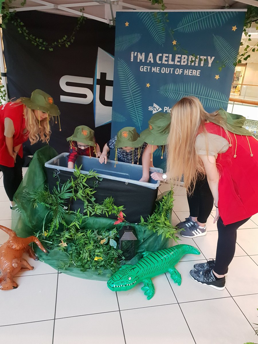GarethLowry's tweet photo. The boys looking for stars, got 2 out of 3 so no pudding tonight! #WeAreSTV #WeAreSTV1 #imacelebrity #getmeoutofhere https://t.co/DfITuc4xru