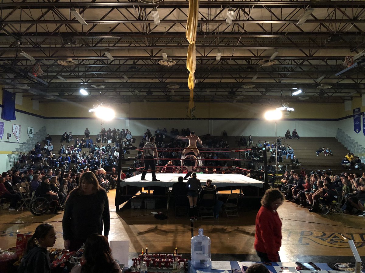 AJKirsch's tweet photo. Great crowd last night for the third annual #HeadlockOnHunger in Sparks, NV, which helped raise 25,000 pounds of food and over $5,000 for the Food Bank of Northern Nevada!

It was a pleasure to host and ring announce a spectacular show and help such a noble cause.

#BeTheChange https://t.co/rGAPY1b0Ec