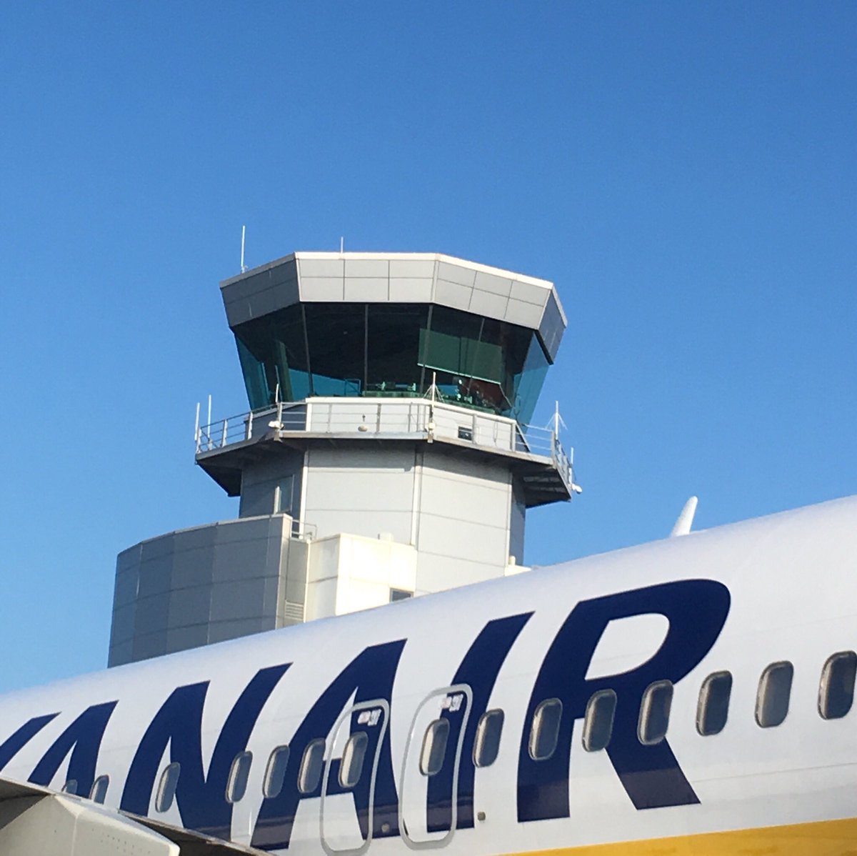 startboxSW's tweet image. Off for a couple of days chilling @ryanair  @BristolAirport