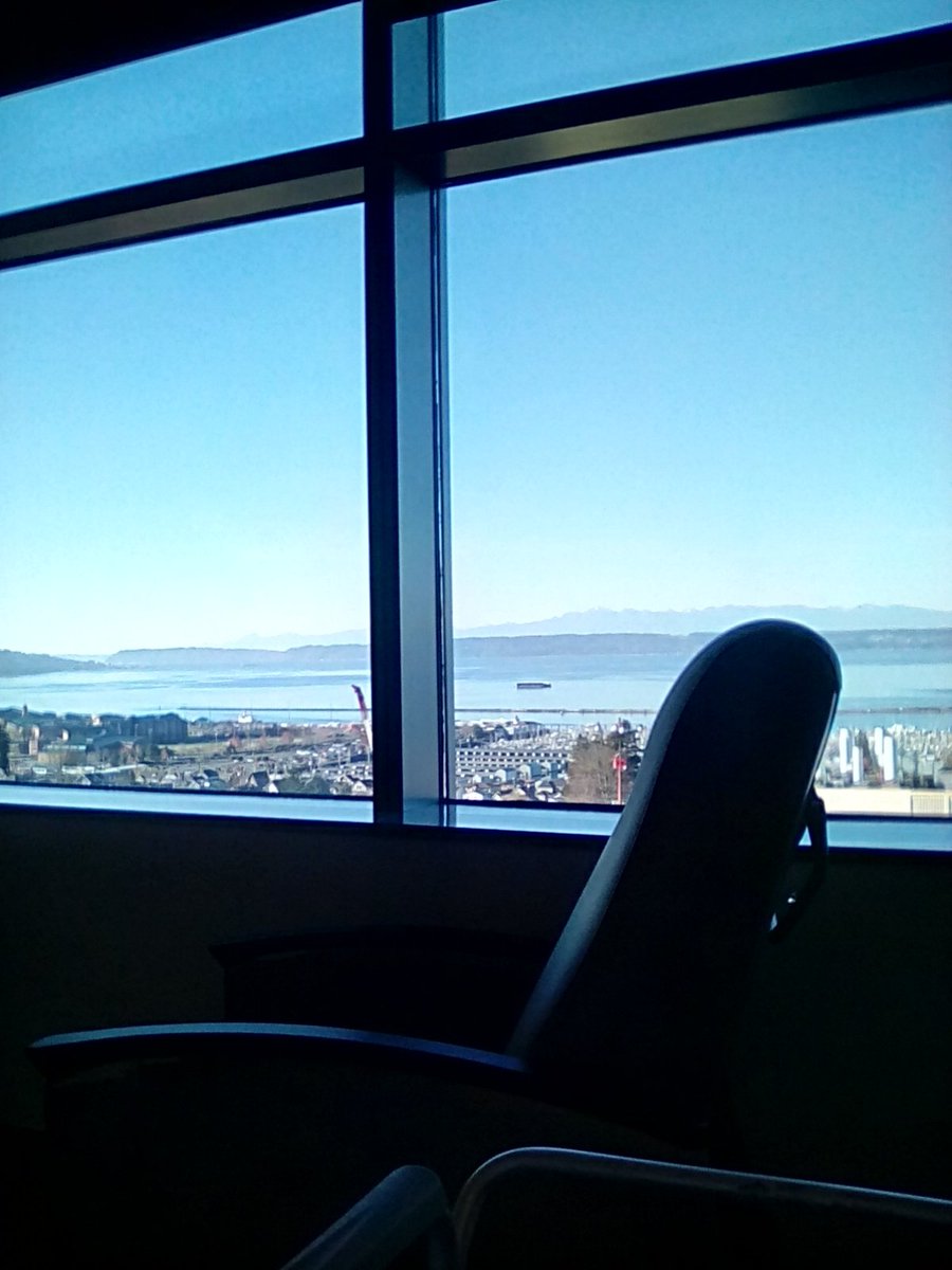 JasonGoff's tweet image. I'm currently in the hospital. Had some surgery. The view is nice at least.