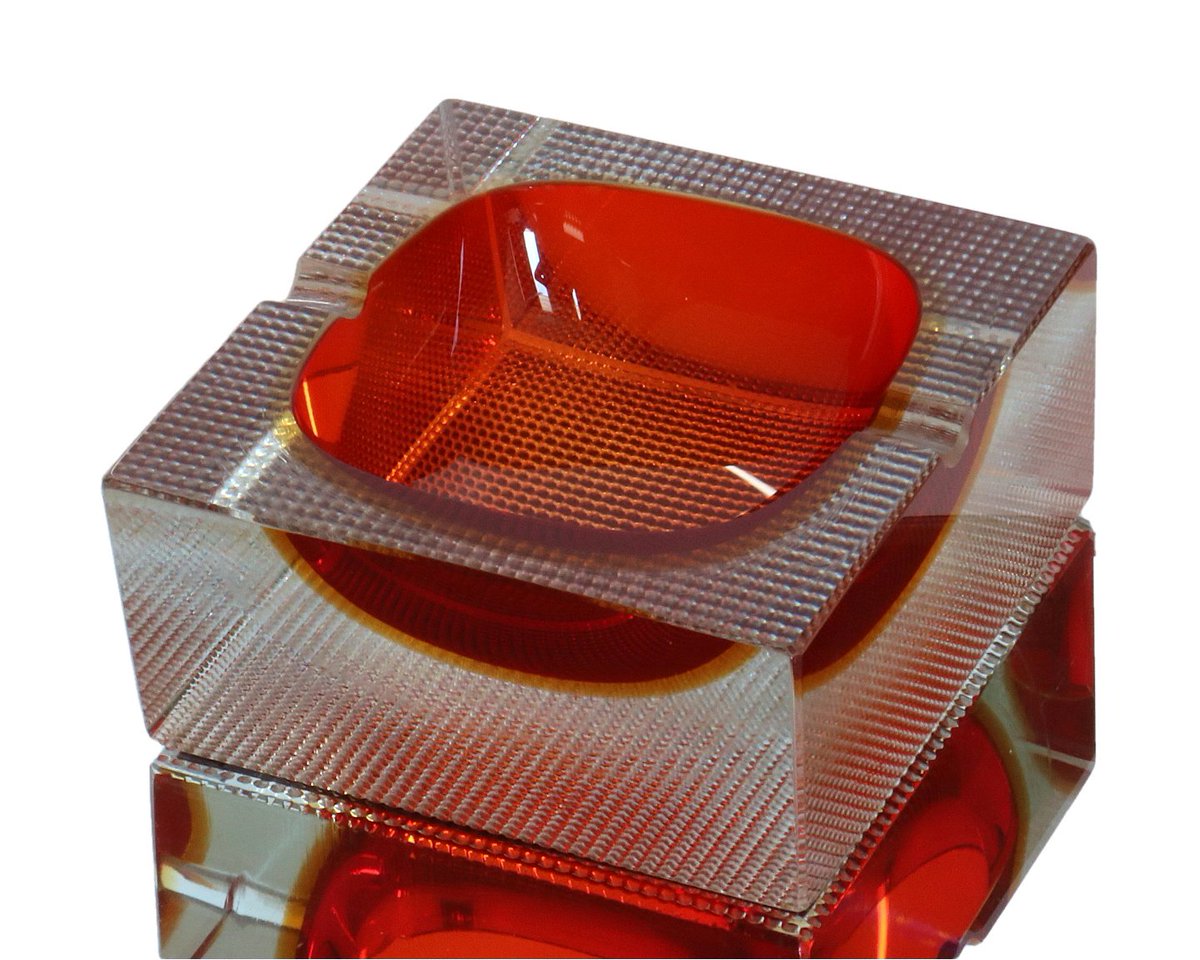 ArmoireAncienne's tweet image. 3Lbs #MURANO Flavio Poli Square Cigar Ashtray, Sommerso Faceted Art Glass - Red &amp;amp; Yellow Glass Vessel #glassdesign #designerware #artglass #glassart #hostessgifts #giftsfoher #christmasgiftsideas 
 
Buy on Etsy: etsy.me/2BfNFSb