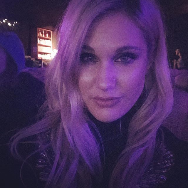 APetitePursuit's tweet photo. Date night at Winterville. Missing my puppy loads as it’s the first time we’ve left him #guiltyparent but how else do we get into the spirit of Christmas?! #winterville #backyardcinema #claphamcommon #datenight #sundaynight #sunday #christmas https://t.co/MGrRx73jYb
