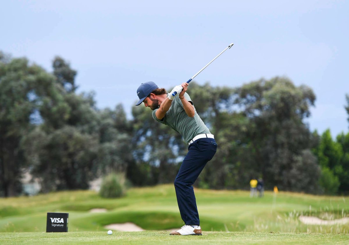 GolfDigestMX's tweet photo. #Entérate
🏆🏆🏆🏆🏆🏆
Isidro Benítez 🇲🇽 (-18) es campeón del #VISAopenARGbyMacro |@PGATOURLA  #golfmexico #OrgulloMexicano https://t.co/acI1MnAVoz