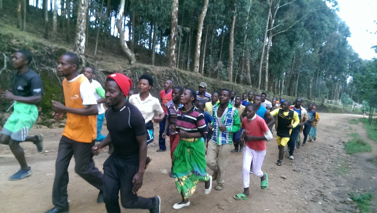 Reagan4002's tweet photo. Nothing brings people together like sports. #Unity #Patriotism #SharingIdeas #communityIntegration #CommunityLivelihoods #MeetThem #ListernToThem #DevelopmentRedifined @rbarwanda @MINISPOC @RutsiroDistrict @JUwacu
@Bikilde @CorpsAfrica https://t.co/3qGv8Ofnm6