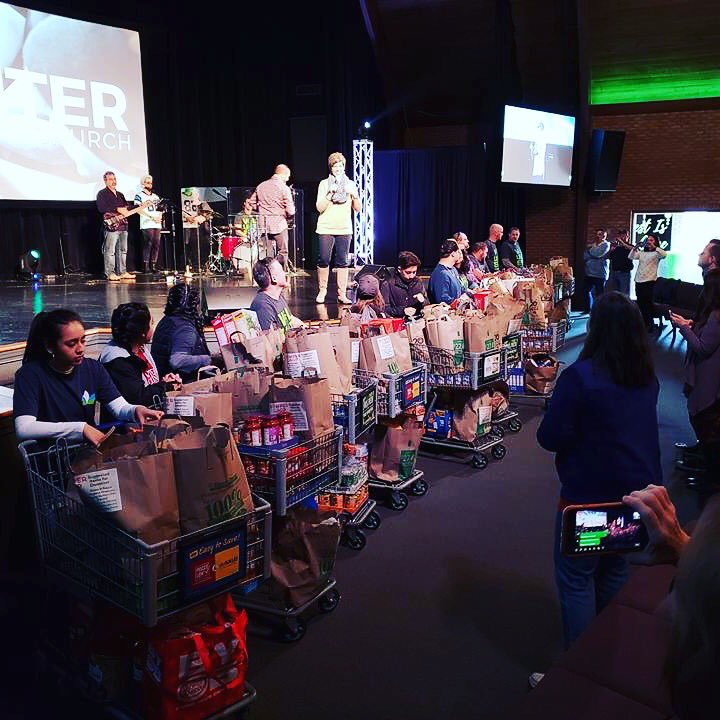 jessbragg84's tweet image. It’s the most wonderful time of the year! @yourepicenter &amp;amp; @iammarkknight getting ready for a packed full week of serving our community!  #ilovemychurch #communityforgood #operationcompassion #bethechange