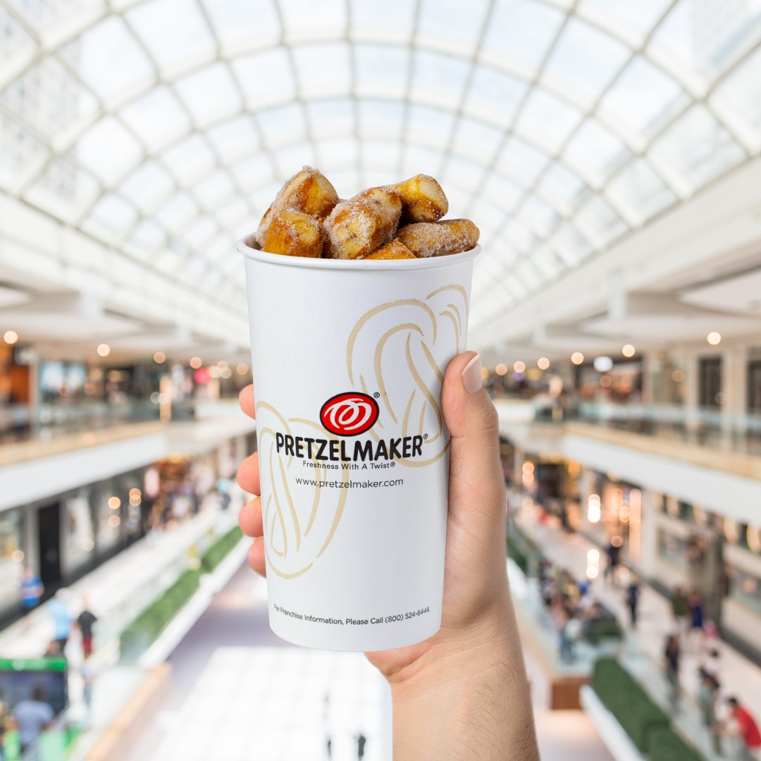 Pretzelmaker's tweet photo. GIVEAWAY: Our suggestion for surviving holiday shopping? A fresh-baked snack. Reply with your favorite #Pretzelmaker snack for a chance to win a FREE surprise ๐ฅจ https://t.co/2JYTesK0Vn https://t.co/yw9az1rJDq