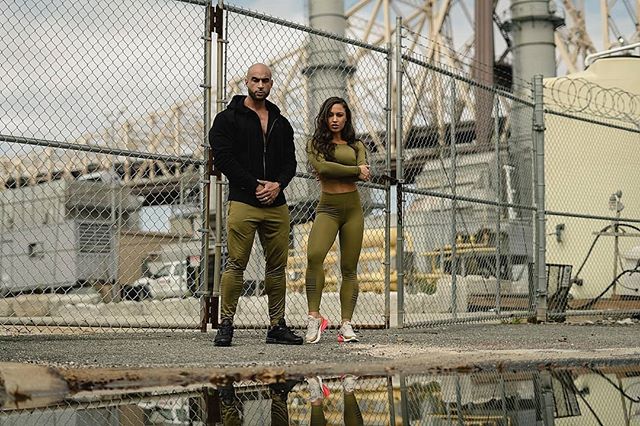 gymstarapparel's tweet photo. #gymstarapparel Style is a reflection of your attitude and personality. What is your #GymStarStyle?
-
Always remember to tag us in your selfies and photos. We love seeing your unique styles!
-
#betterbodies #betterbodieslifestyle https://t.co/VAVY8BZ3V8