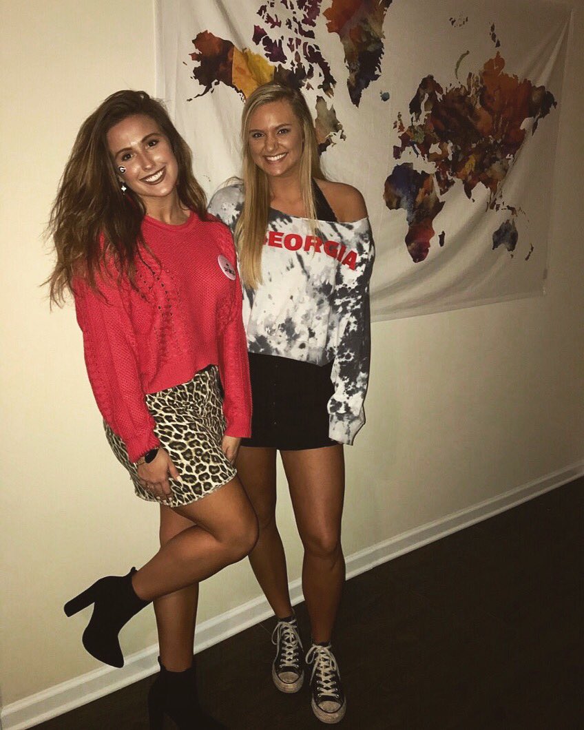 lindshemms's tweet photo. You a bad girl &amp; ya friends bad too OOOO https://t.co/HekgdIWeEQ
