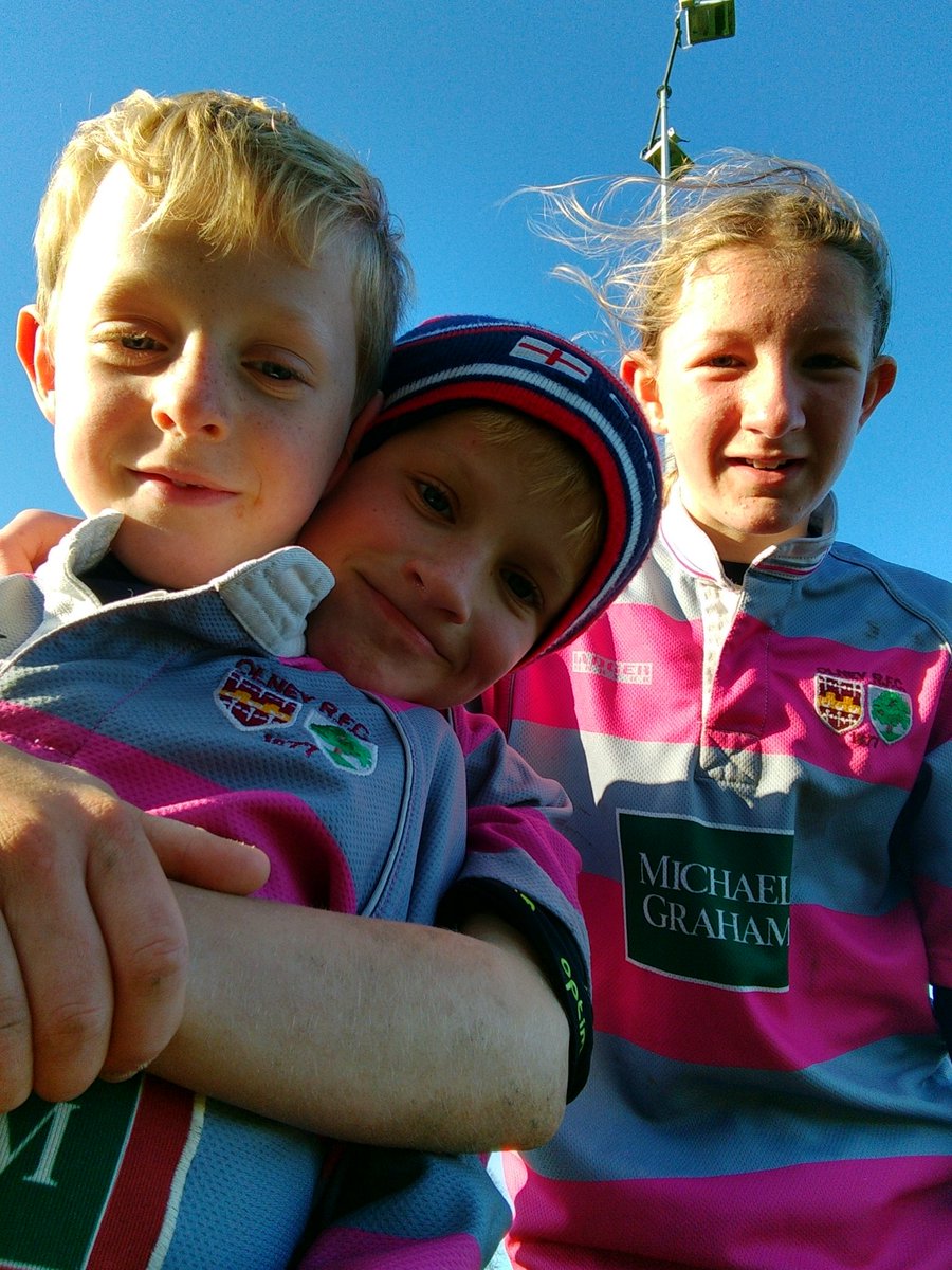 associatejeans's tweet photo. @sport_punk @olneyrfc  #weareolney #goolneygirls https://t.co/2ewNbEqKGT