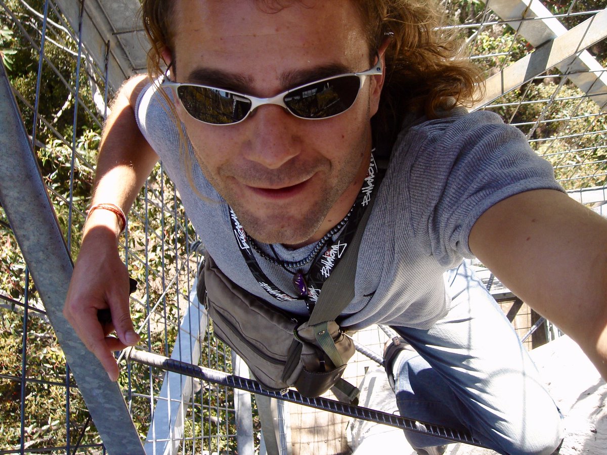 vogtonline's tweet photo. I love to be on top!
Climb up 58 meters in the giant #karritree in #GloucesterNationalPark in #WesternAustralia
🇦🇺 🤩 🧗♂️
#travel #traveling #traveler #exploring #adventure #photooftheday #awesome_earthpix #beautifuldestinations #wonderfulplaces #ourplanetdaily #wanderlust https://t.co/ovRtawXLdQ