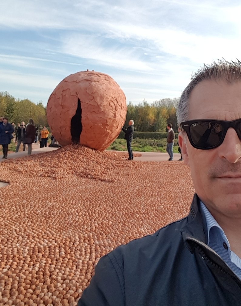 ToBaTwi's tweet photo. Happy to give a new home #statueOfWW1victimes #cwxrm collected today at #ieper #ypres #palingbeek #respect /T https://t.co/OBB3l4Dy7N