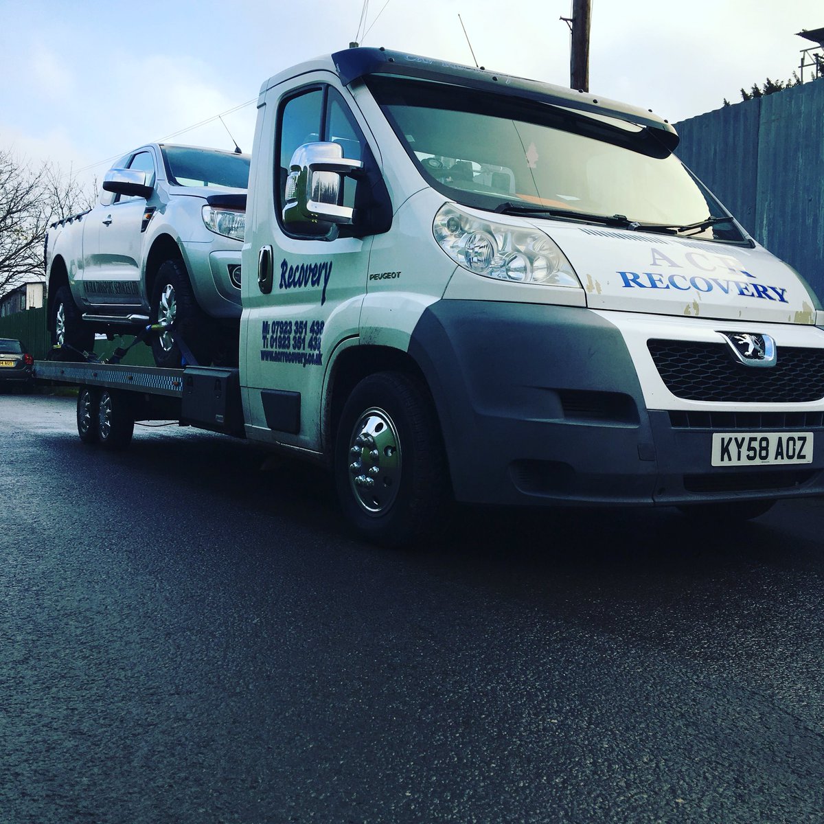 #WEARE24HR
Transportation/Recovery in Hertfordshire: 07923 351438
#BreakdownRecovery  #Watford
#VehicleTransportation #StAlbans #TowingCompany 
For all your Vehicle Transportation needs across Hertfordshire Call on #ACR Recovery: 07923 351438 Fully Insured Friendly Service