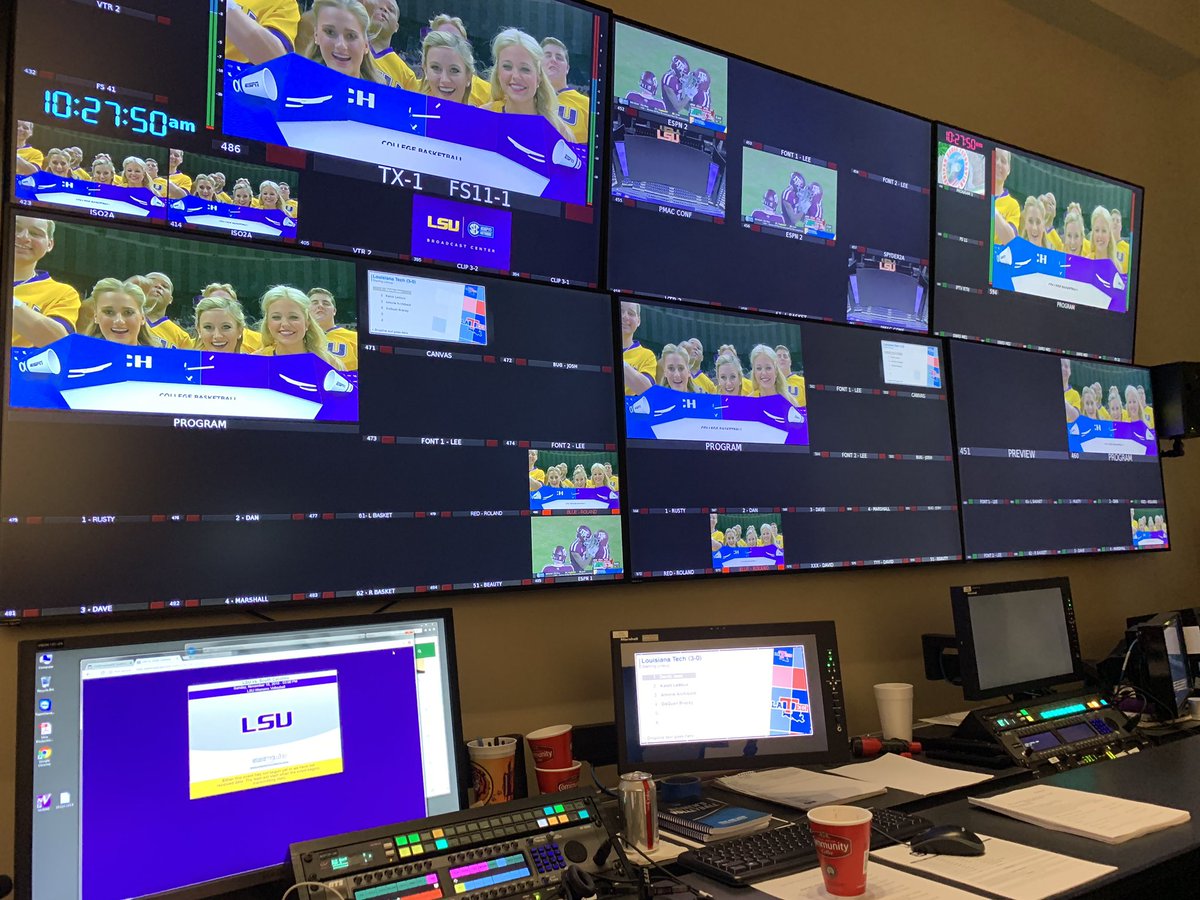 KWag13's tweet photo. South Carolina at LSU Volleyball LIVE on SECNetwork+ (ESPN app) 3:00pm CT. Garrett Walvoord doing double duty with the solo call. #SCARvsLSU #SECN+ #LSUWomensHoops https://t.co/IE6BRShR3K