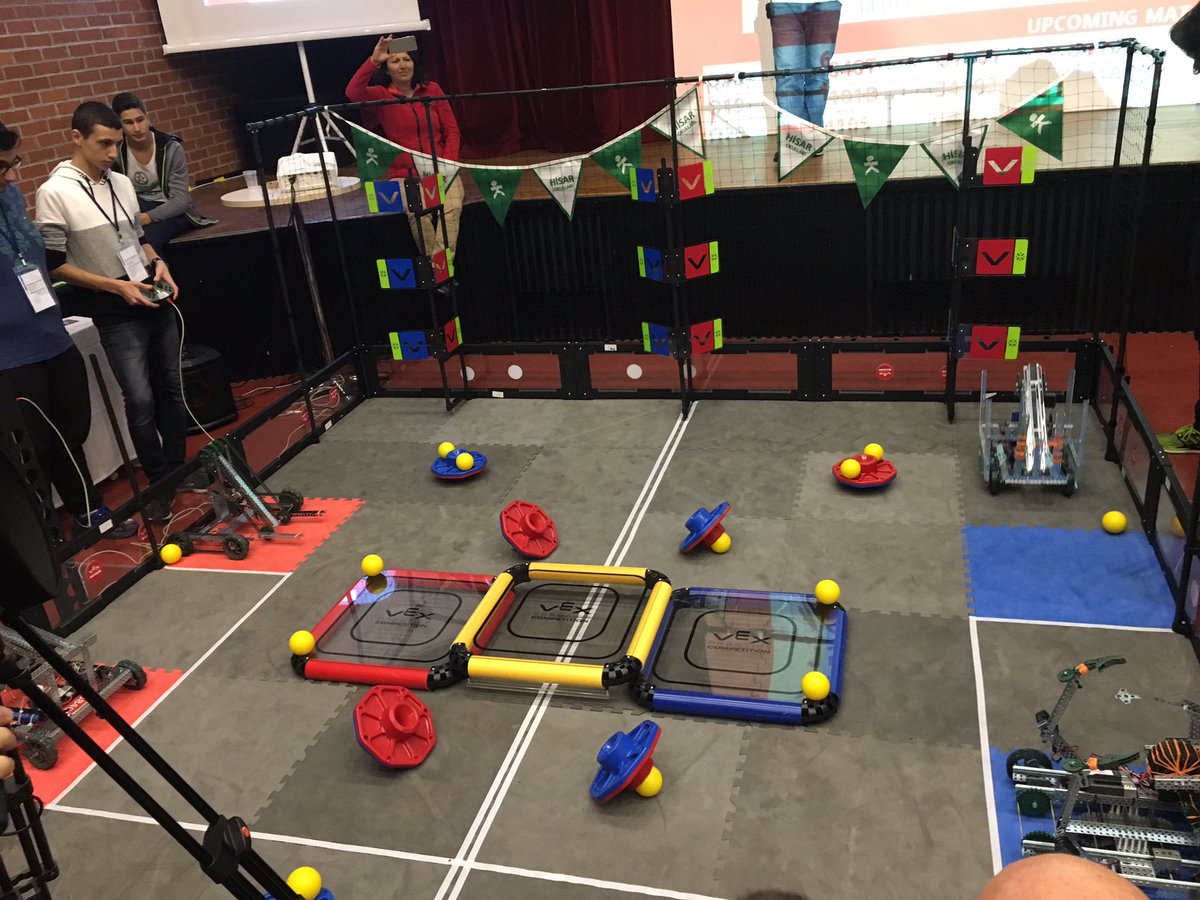 BuketpPolat's tweet image. 2018-19 Yılının ilk Vex Robotics Turnuvası Hisar Okullarında gerçekleşti. İzleyici olarak yerimizi aldık. @EducatRobotics @vexomega @VEXRobotics #VEXRobotics #VEXRoboticsCompetition @BycekmeceDoga