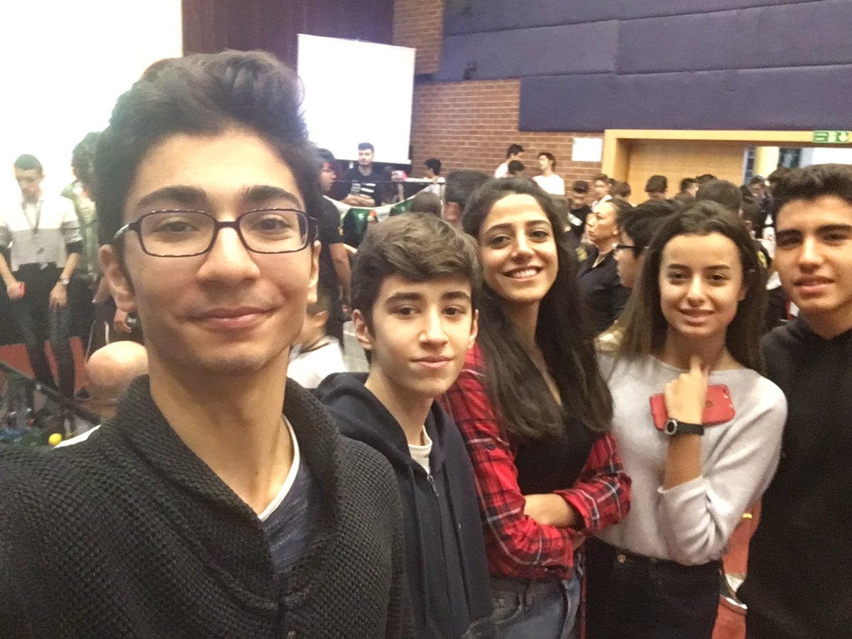 BuketpPolat's tweet image. 2018-19 Yılının ilk Vex Robotics Turnuvası Hisar Okullarında gerçekleşti. İzleyici olarak yerimizi aldık. @EducatRobotics @vexomega @VEXRobotics #VEXRobotics #VEXRoboticsCompetition @BycekmeceDoga