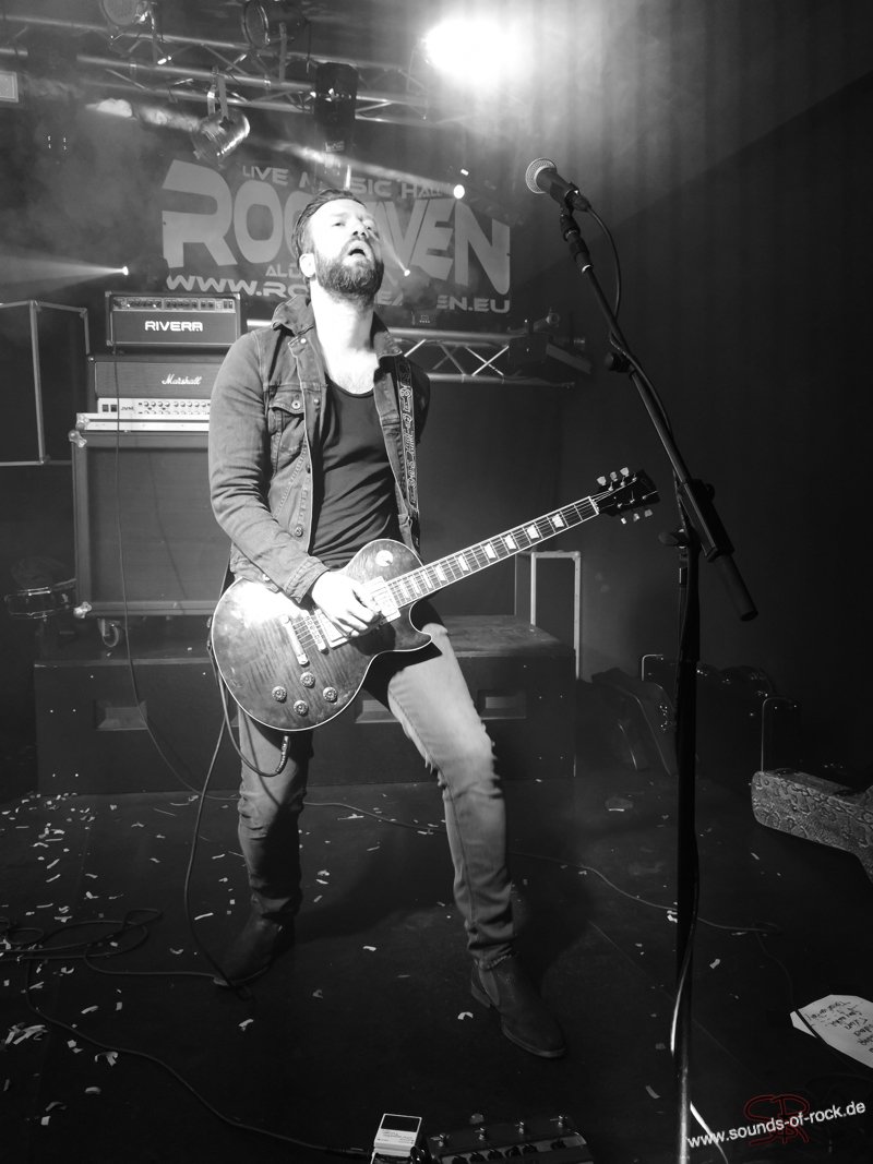 soundsofrockde's tweet photo. An amazing friday evening with @Yiekofficial 

https://t.co/andp167xiL https://t.co/zDdz02tKAL