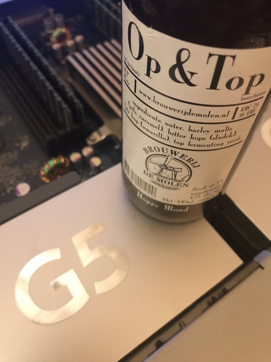 jaxxdotred's tweet image. #beer #apple #xserve #g5