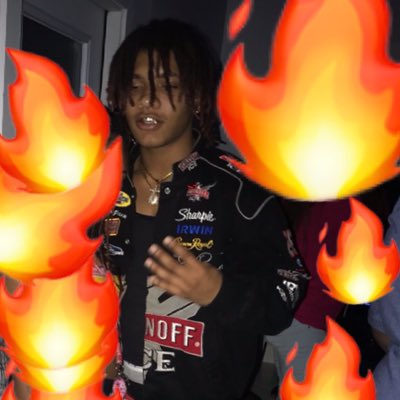 dusaa_'s tweet photo. #NewProfilePic https://t.co/5bLLsil1qI