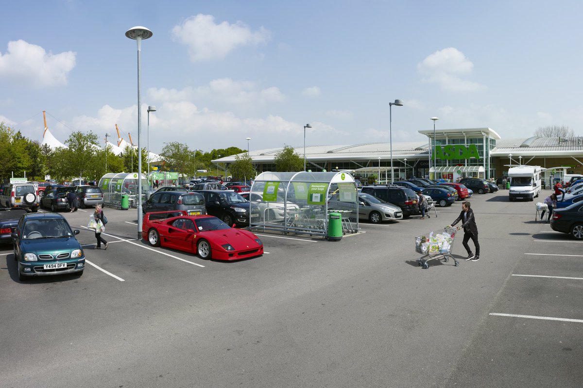 Congratulations to <a href="/ANDYC_ram/">Andy C</a> for successfully selling out Wembley arena last night, big night for dnb. This is the picture I did with Andy for my #flipside exhibition, he was great fun to work with and fellow car nut! ferrarif40 #ferrari #dnb