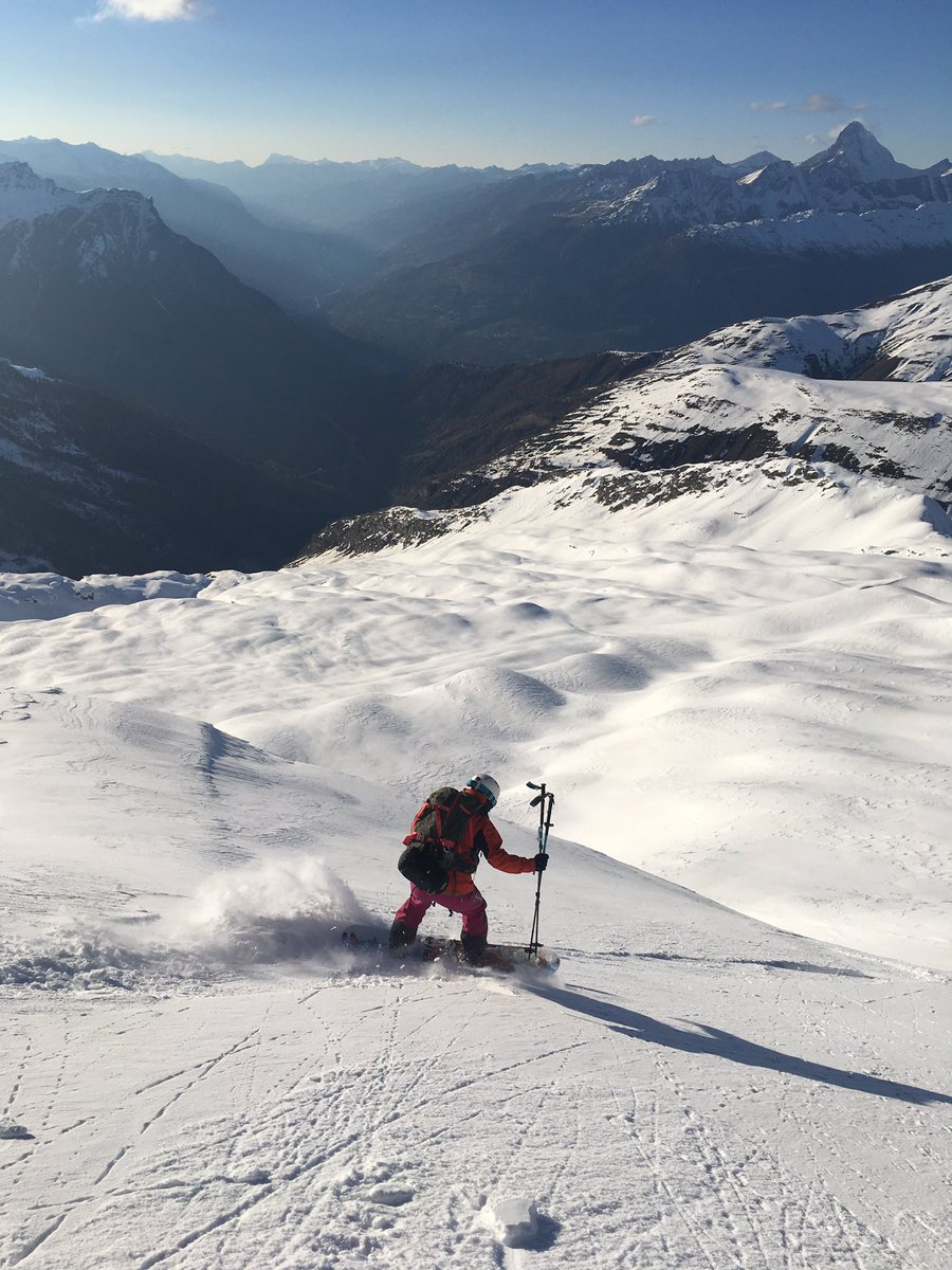 willem2k's tweet photo. So how was your weekend? 🙃#Splitboarding #Simplon https://t.co/Wu9OEtfoCW